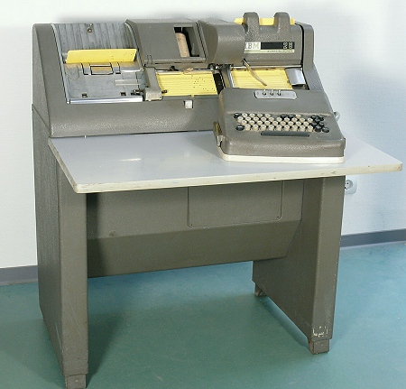 IBM 026 Card-Punch